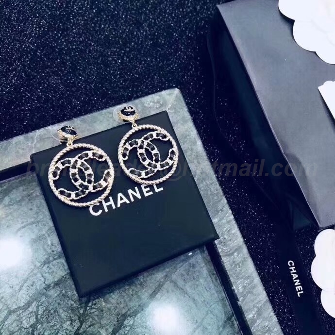 Chanel Earrings 820